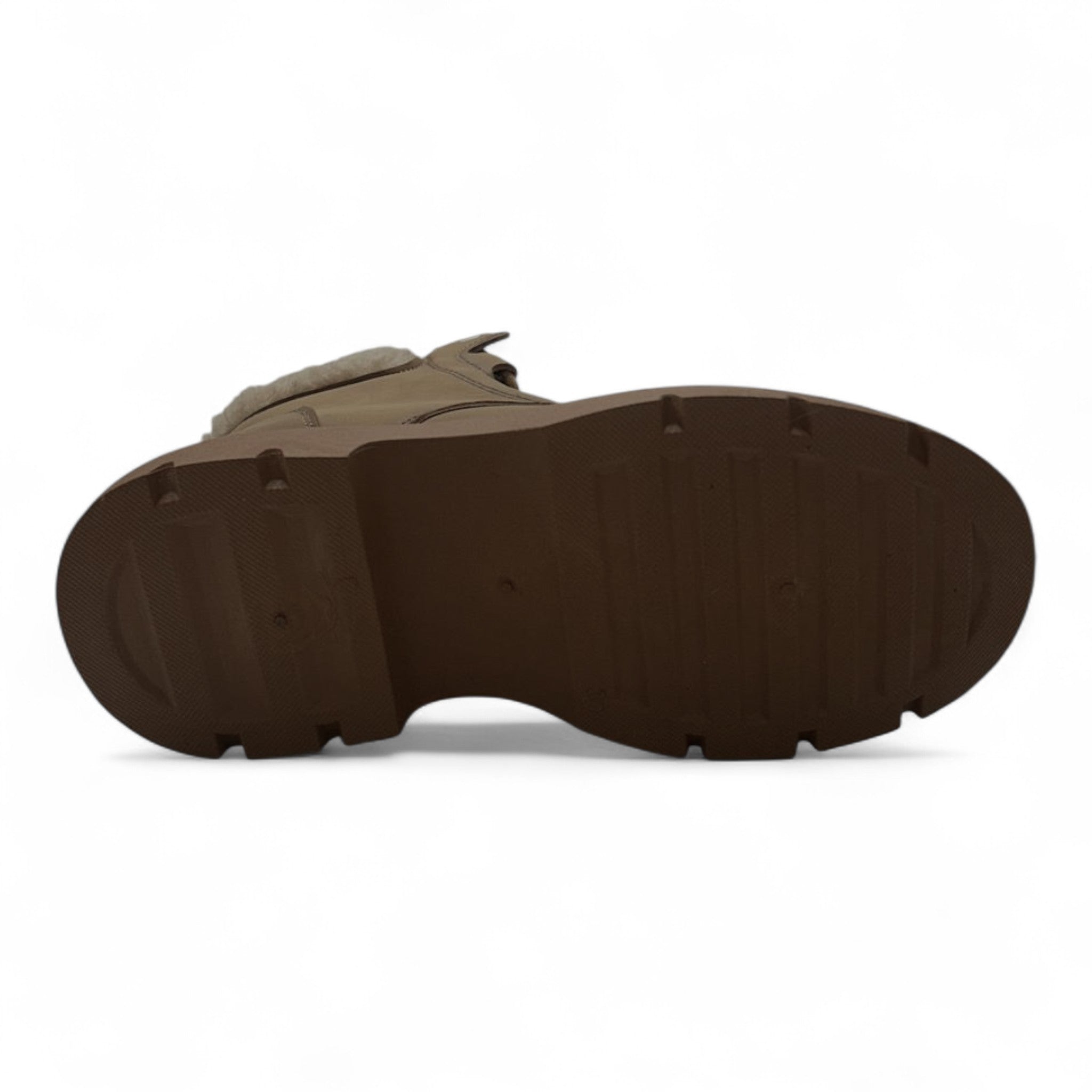 Ladies camel fleece-lined ankle boots with side zip and warm faux fur collar – stylish winter boots for women.